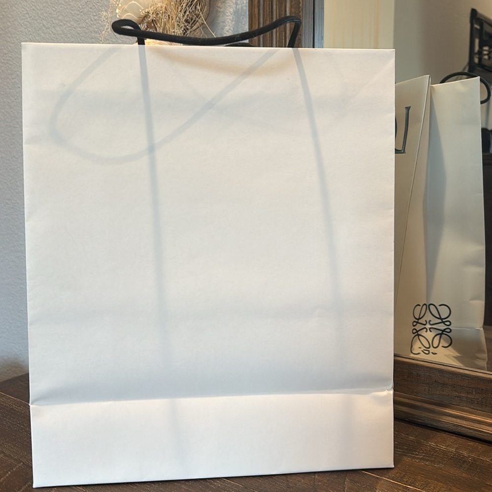 Loewe large shopping bag in excellent used condition. - Picture 2 of 6